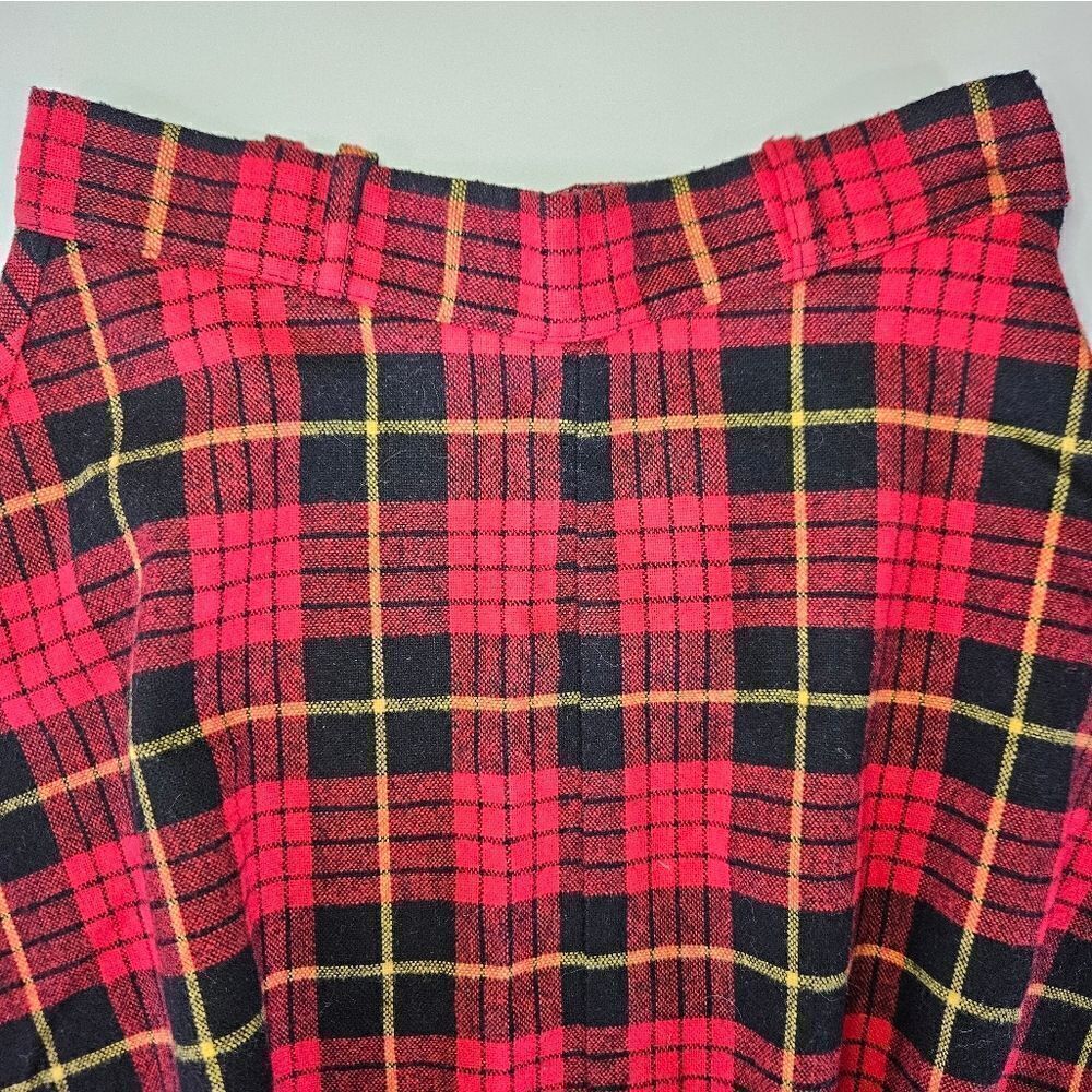Vintage '70s Cucumber ILGWU Red Tartan Plaid Wool Midi A-Line Swing Skirt 9/10 - Picture 4 of 11